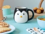 mug-penguin-background-table